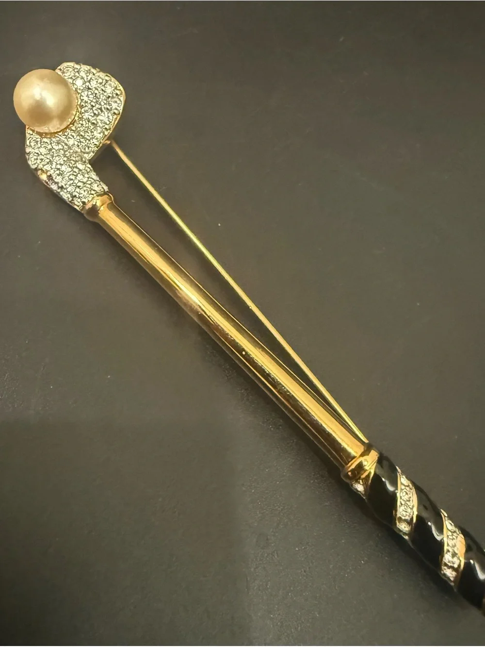Vintage Retired SWAROVSKI Swan Signed Pave Crystal Faux Pearl Golf Club Brooch